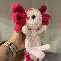 Axolotl snuggler
