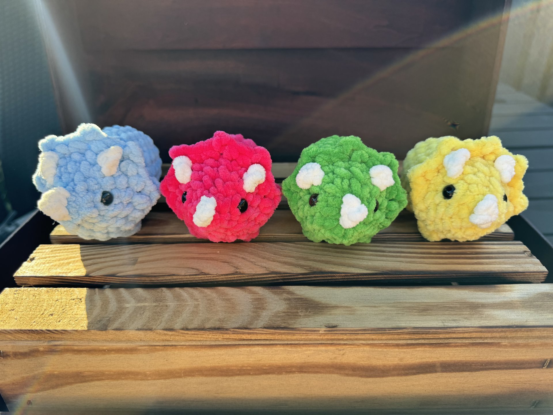 Mini triceratops